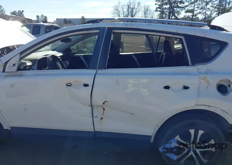 2017 Toyota Rav4 Le из США, поврежденный, VIN JTMZFREVXHJ706588